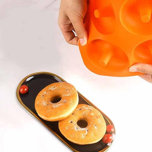 Silicone Donut Mold - Makes 6 Non-Stick Donuts